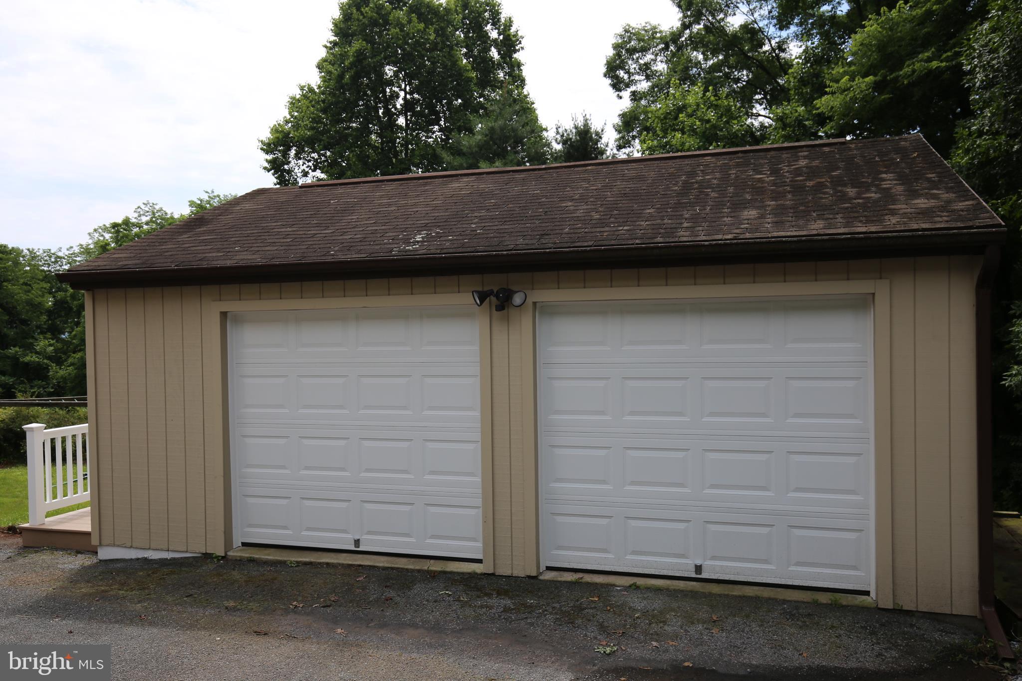 381 Ridge Avenue Ephrata, PA 17522 - Photo 28 of 29 2 Car Garage