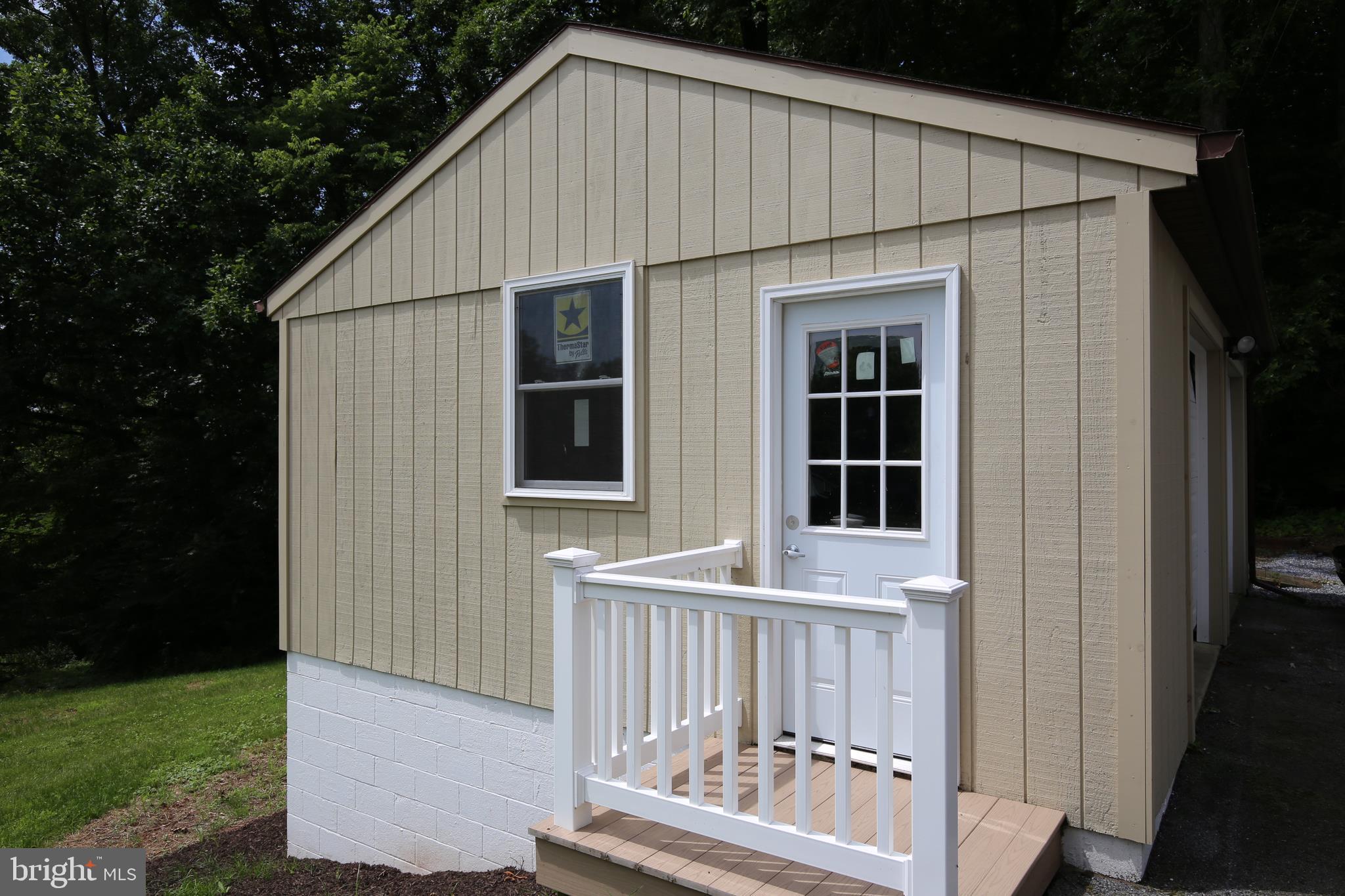 381 Ridge Avenue Ephrata, PA 17522 - Photo 29 of 29 Garage Side View