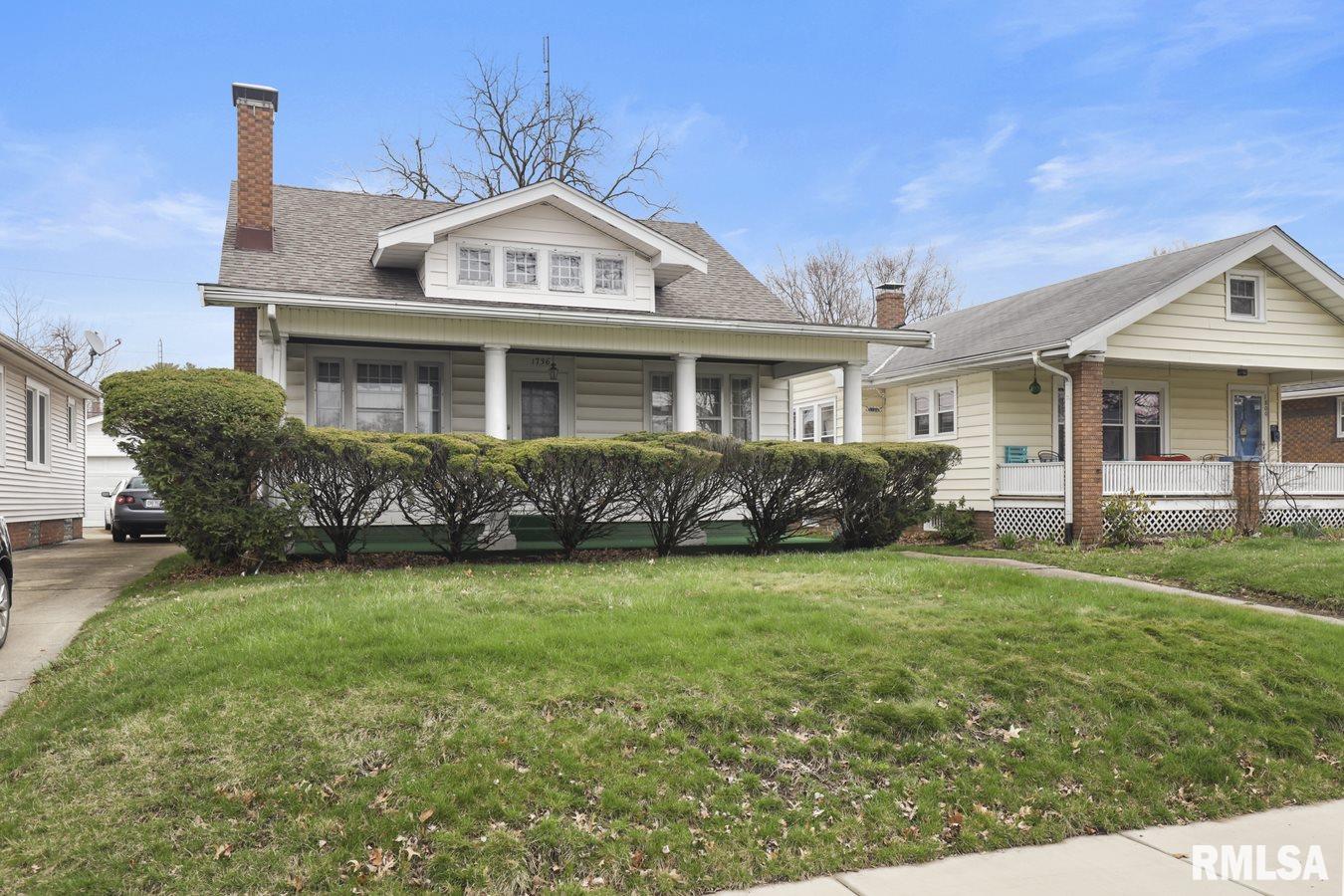1736 South Walnut Street Springfield, IL 62704 - Photo 1 of 19