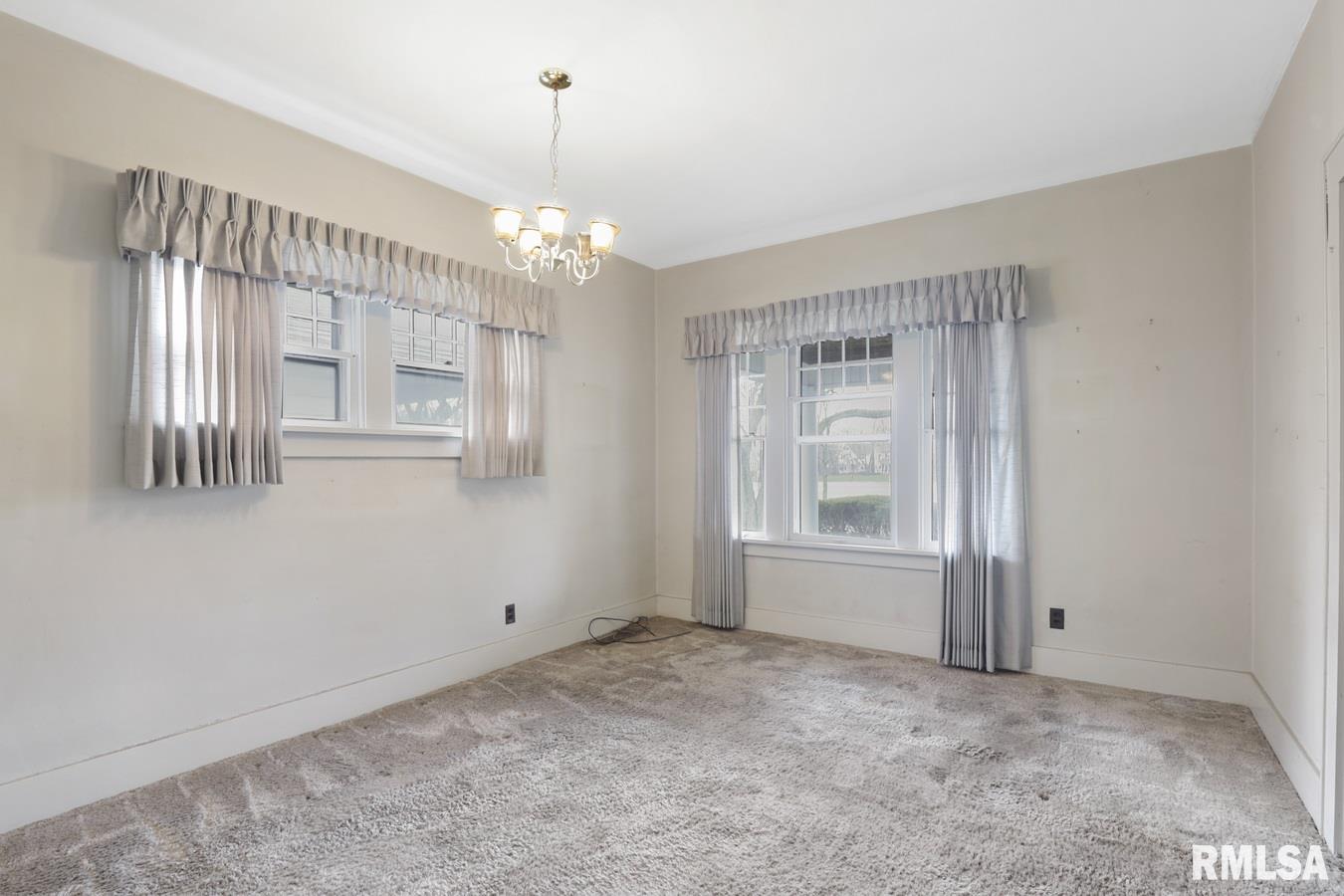 1736 South Walnut Street Springfield, IL 62704 - Photo 4 of 19