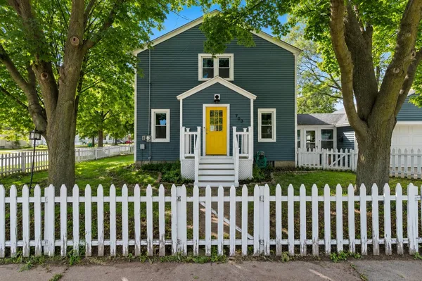 $250,000 | 703 Harrison Street, Green Bay, WI 54303