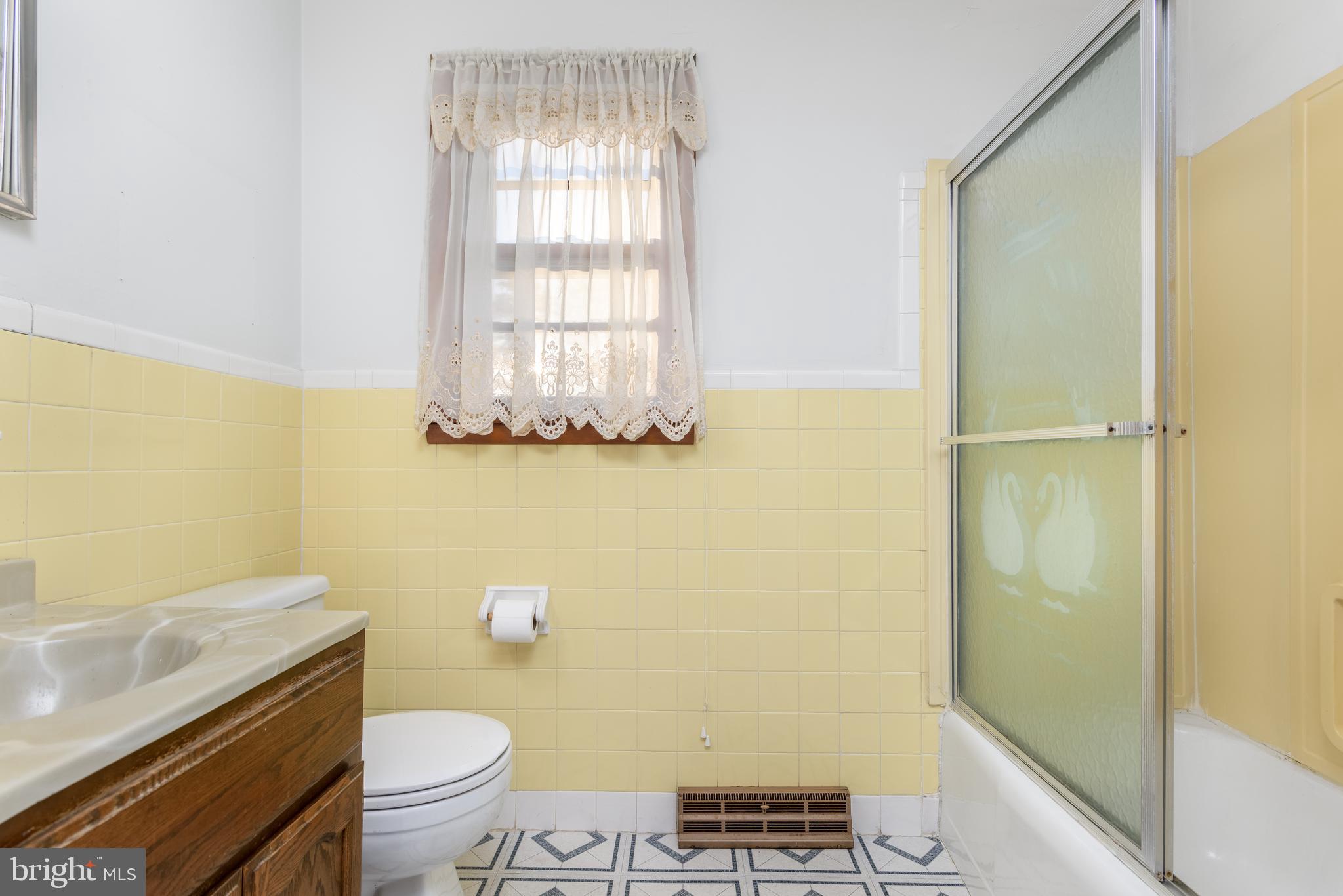 204 Cliff Road Grantville, PA 17028 - Photo 12 of 23 Gallery Image 12