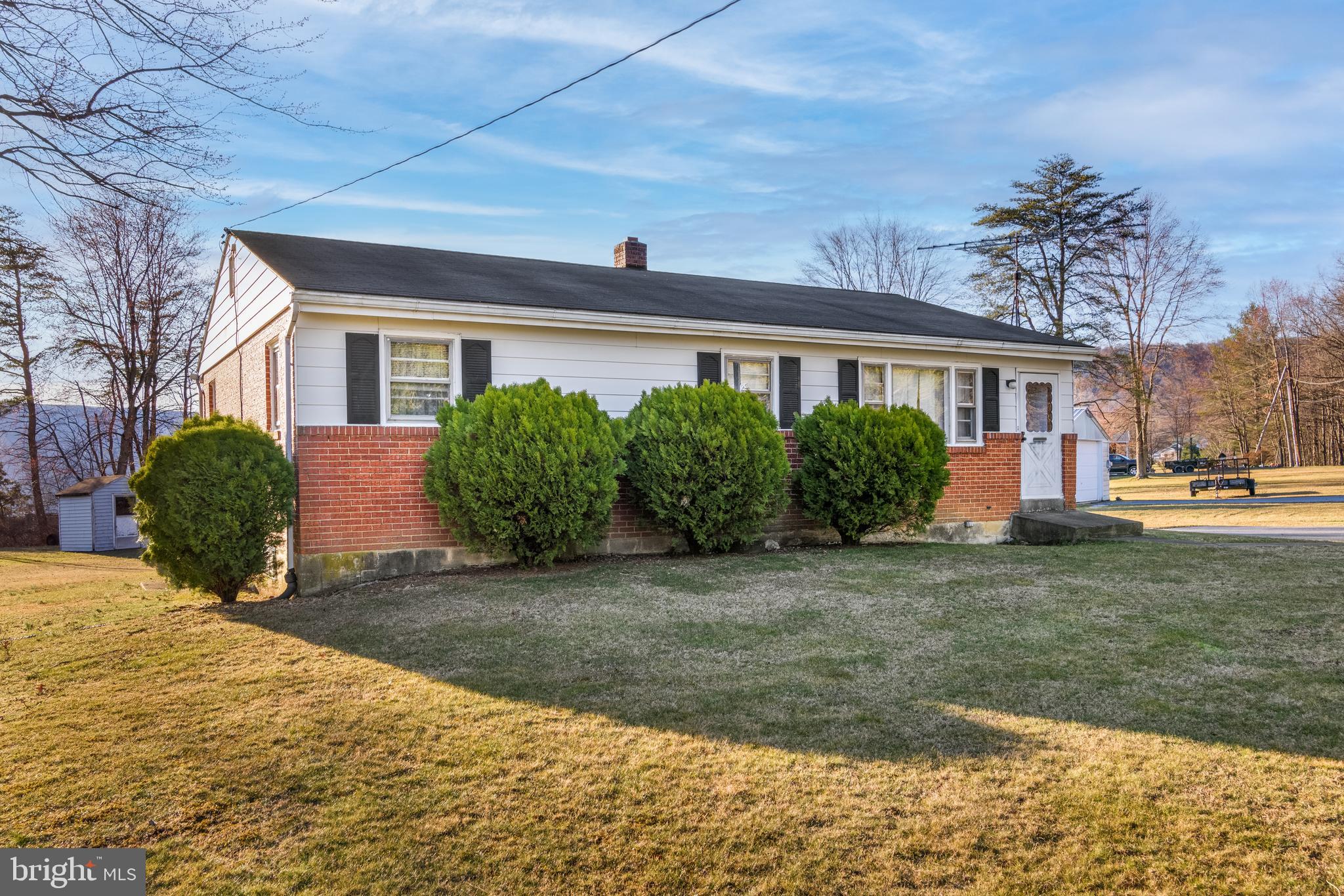 204 Cliff Road Grantville, PA 17028 - Photo 3 of 23 Gallery Image 3