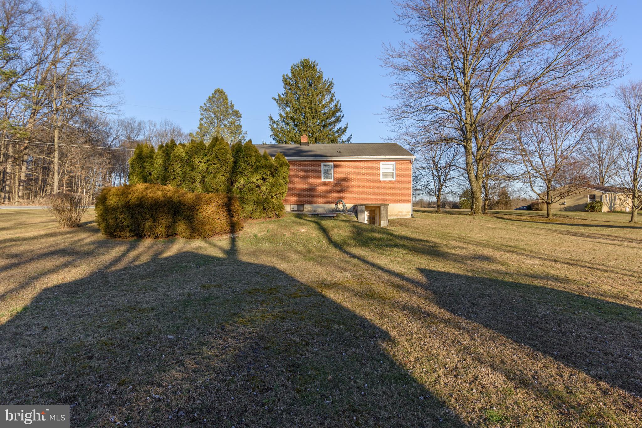204 Cliff Road Grantville, PA 17028 - Photo 5 of 23 Gallery Image 5