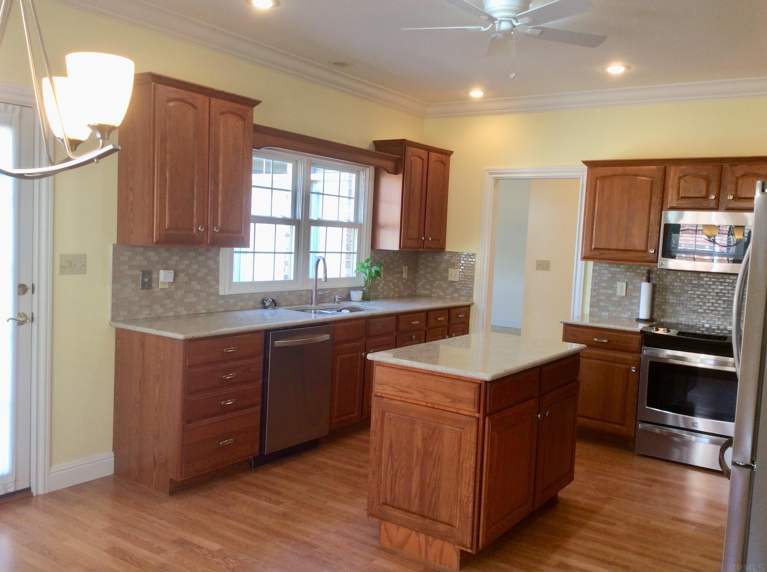5574 Prestwick Road Newburgh, IN 47630 - Photo 9 of 15 Gallery Image 9