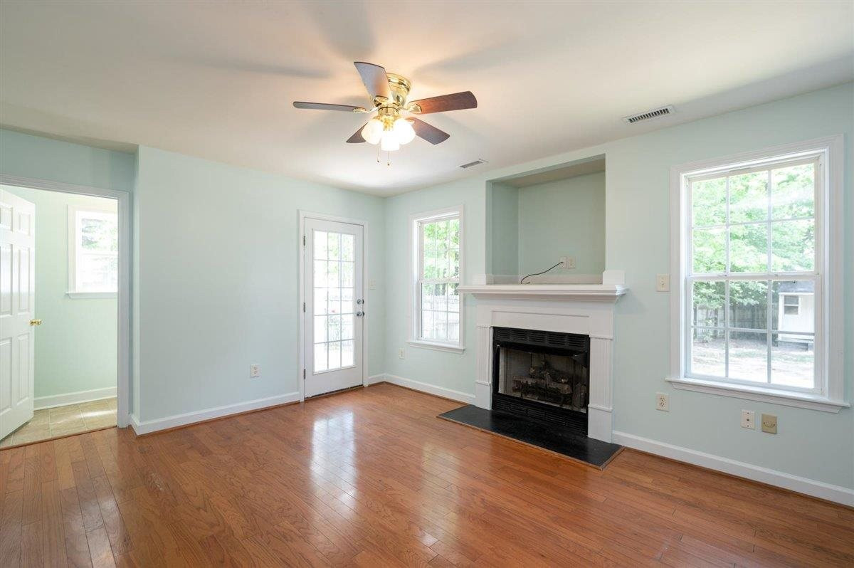 3908 Lodgepole Lane Raleigh, NC 27616 - Photo 16 of 29 Living Room