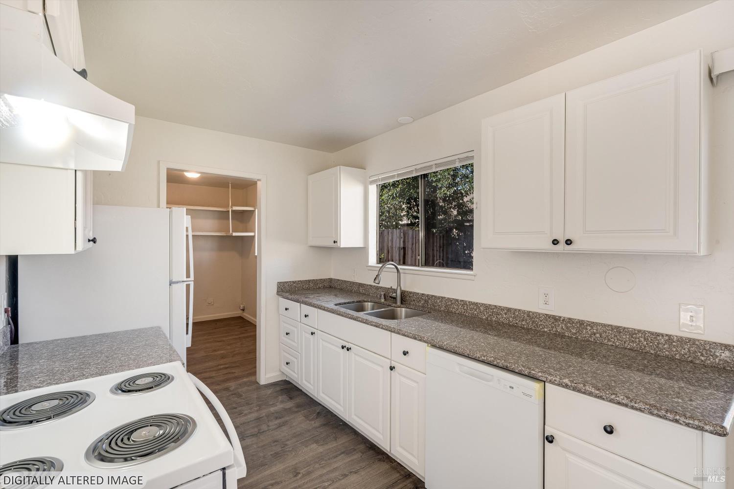 2559-2561 Northcoast Street Santa Rosa, CA 95403 - Photo 9 of 35