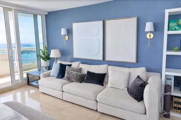 $5,700 | 1717 North Bayshore Drive, Unit 3334, Miami, FL 33132