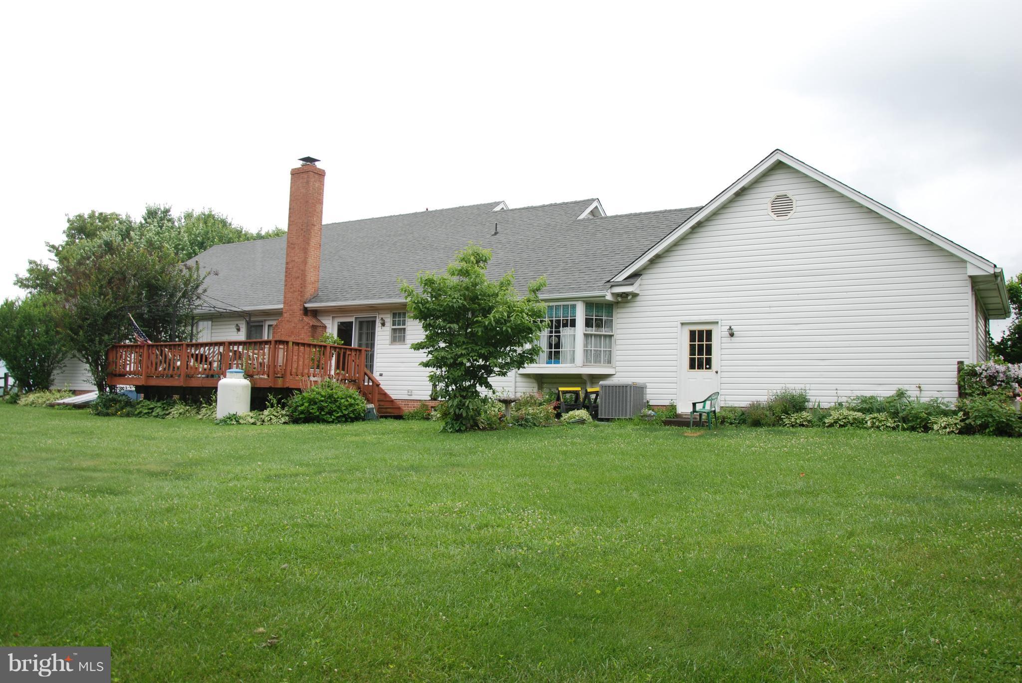 Exterior (Rear)