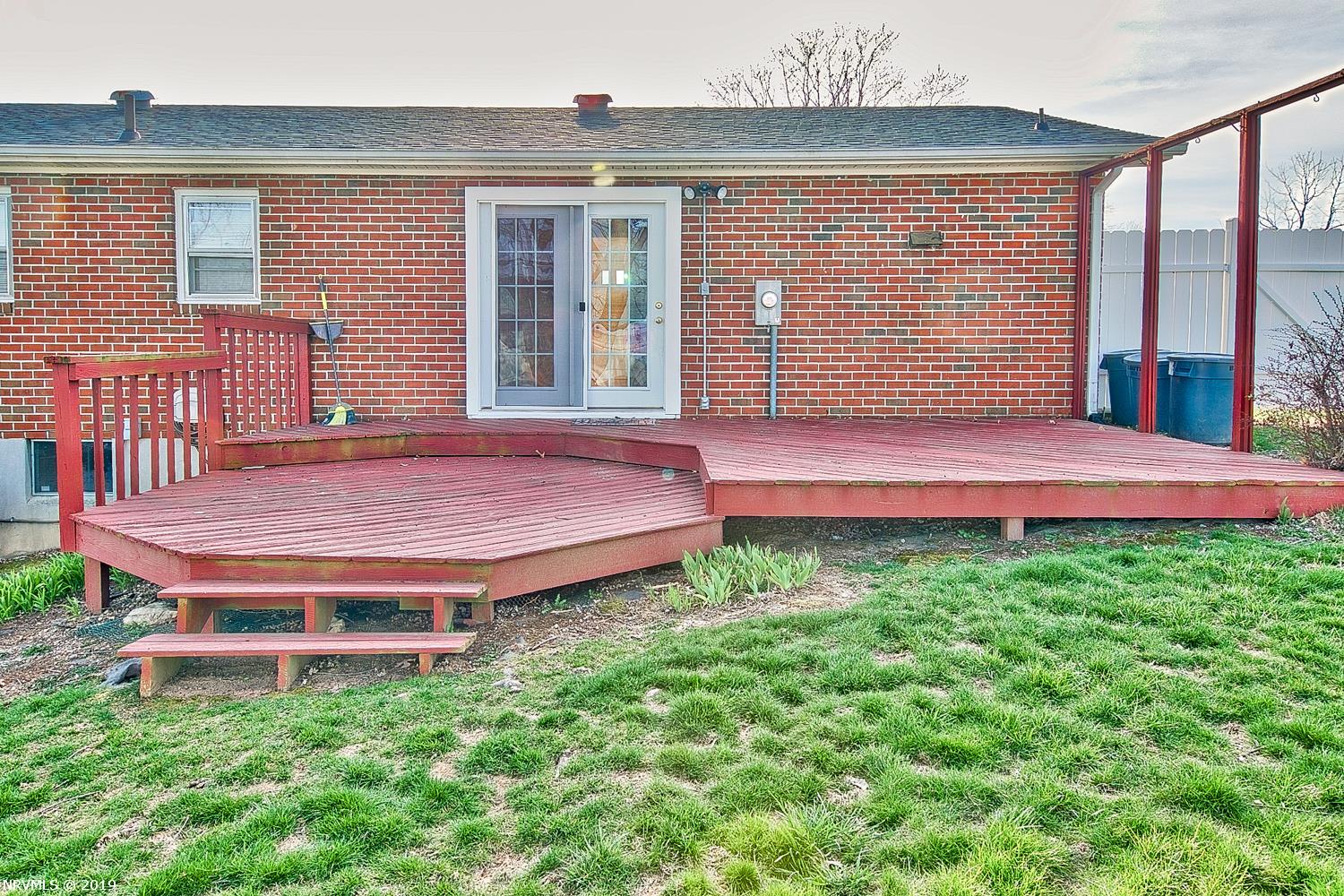 7737 Brandon Road Radford, VA 24141 - Photo 11 of 58 Gallery Image 11