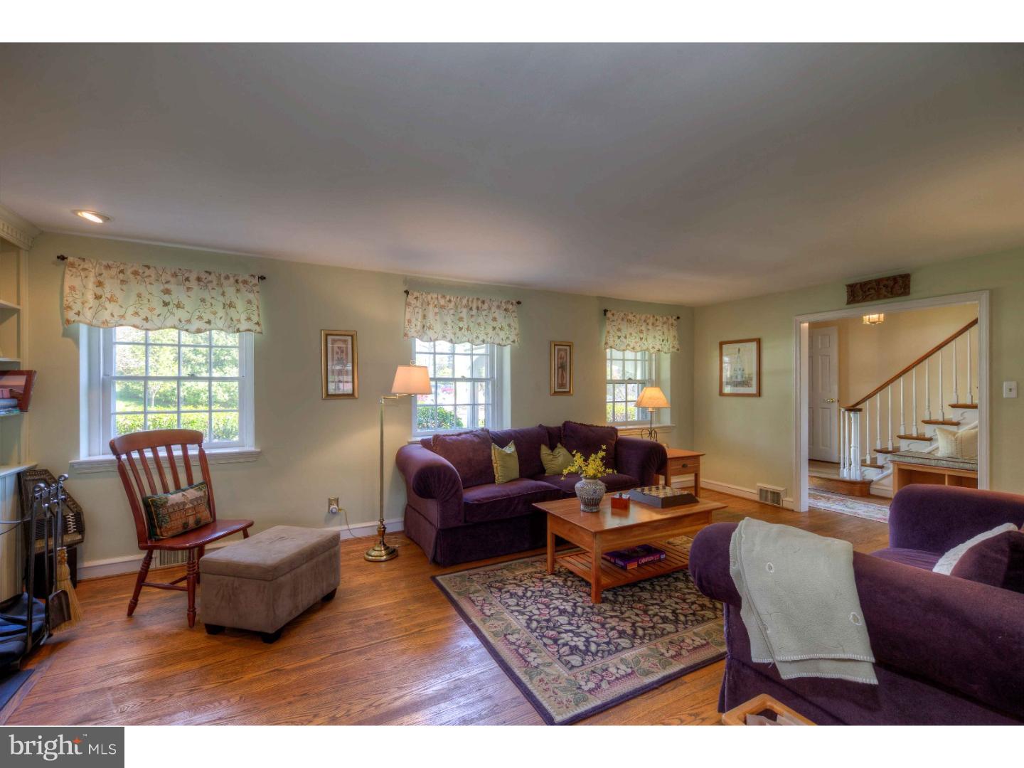 3054 Sulgrave Road Ardmore, PA 19003 - Photo 4 of 19 Living Room