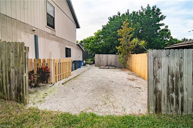 17544 Lebanon Road Fort Myers, FL 33967 - Photo 3 of 29