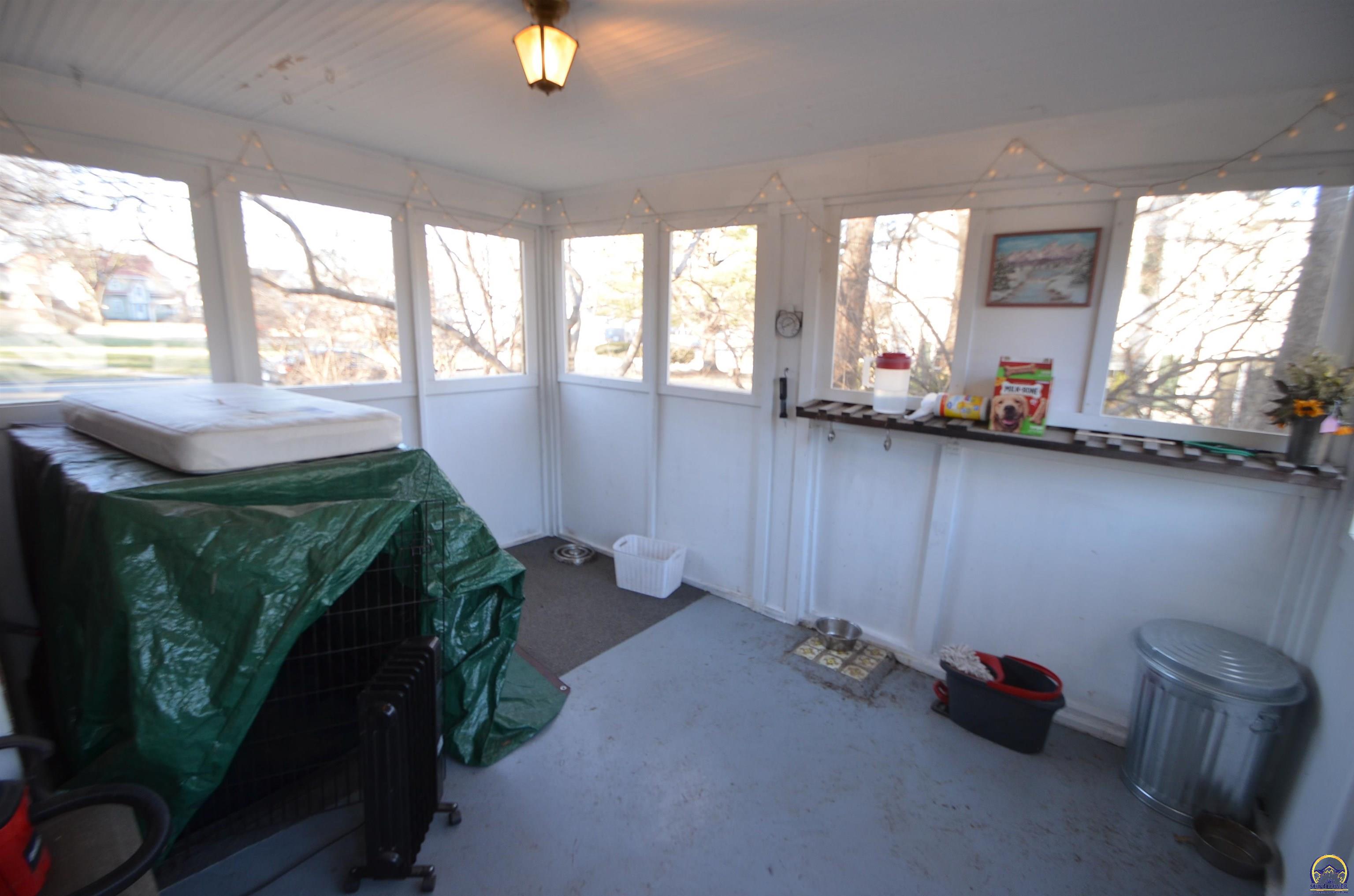 3513 Southwest York Way Topeka, KS 66604 - Photo 16 of 16