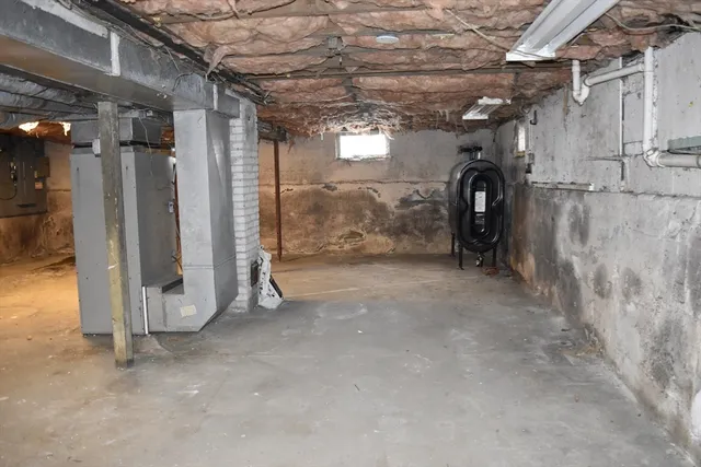 $375,000 | 796 Charlton Street, Southbridge, MA 01550