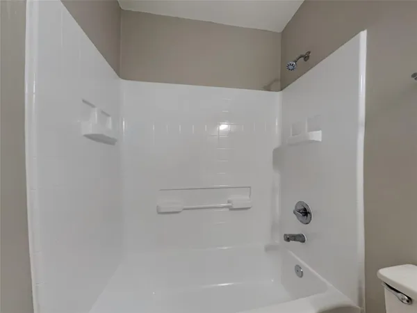 $2,395 | 5513 Marina Drive, Denton, TX 76208