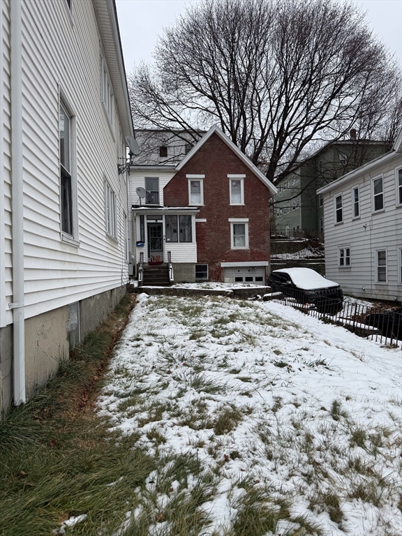 80 Mulberry Place Worcester, MA 01605 - Photo 4 of 22