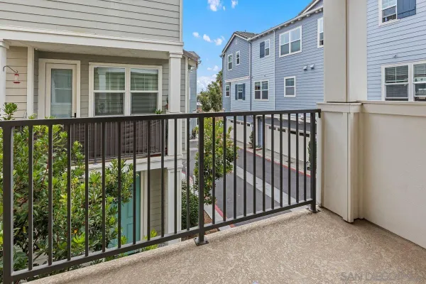 $650,000 | 513 Sanderling Lane, Imperial Beach, CA 91932