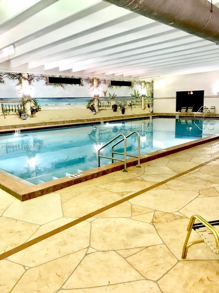 86 Mansfield D Boca Raton, FL 33434 - Photo 26 of 29 indoor pool