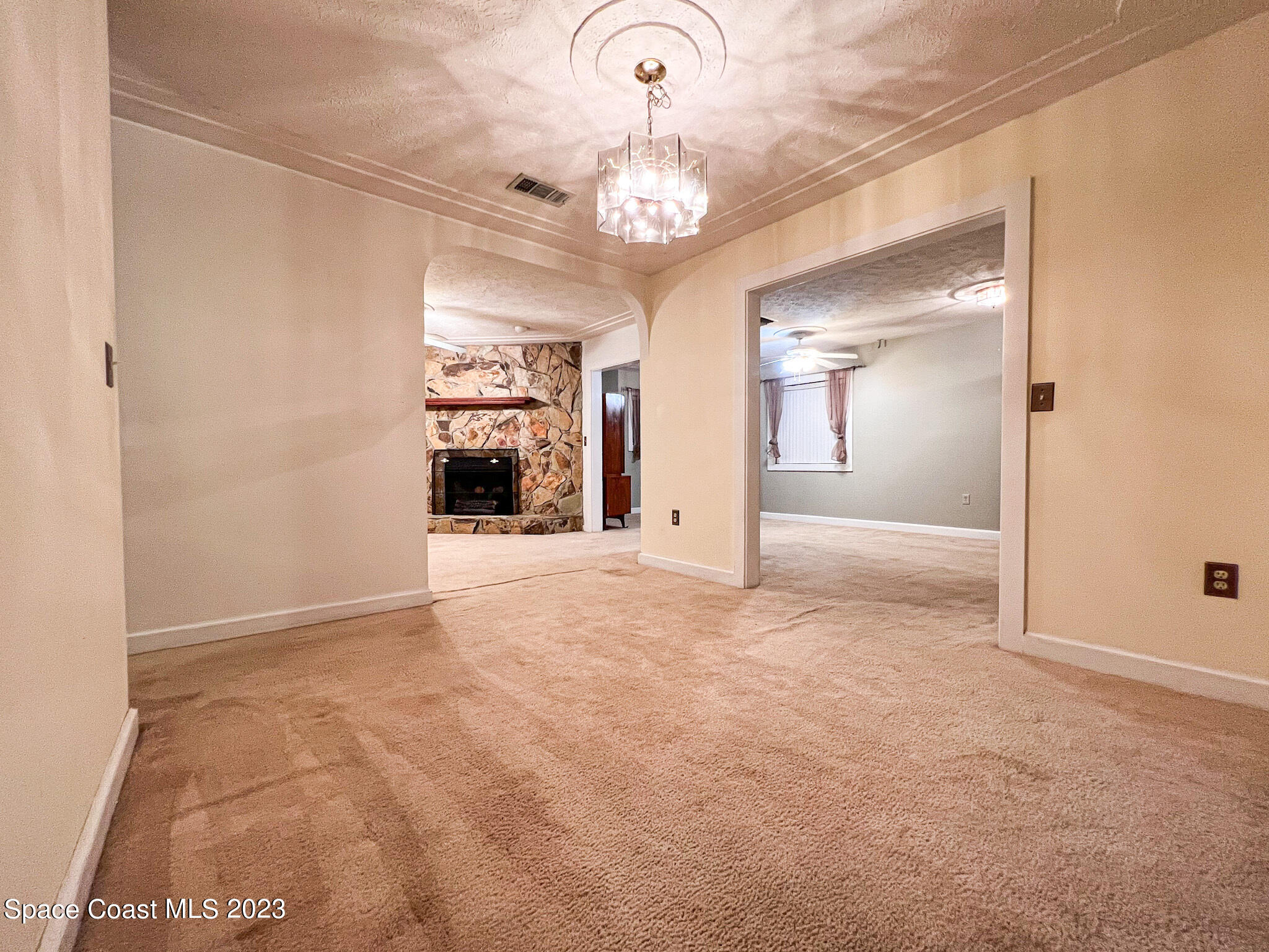 411 Trier Road Northwest Palm Bay, FL 32907 - Photo 10 of 24 Dining