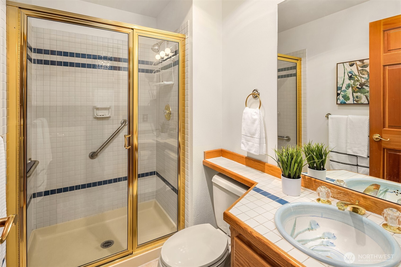 609 7th Avenue North, Unit B204 Edmonds, WA 98020 - Photo 21 of 24