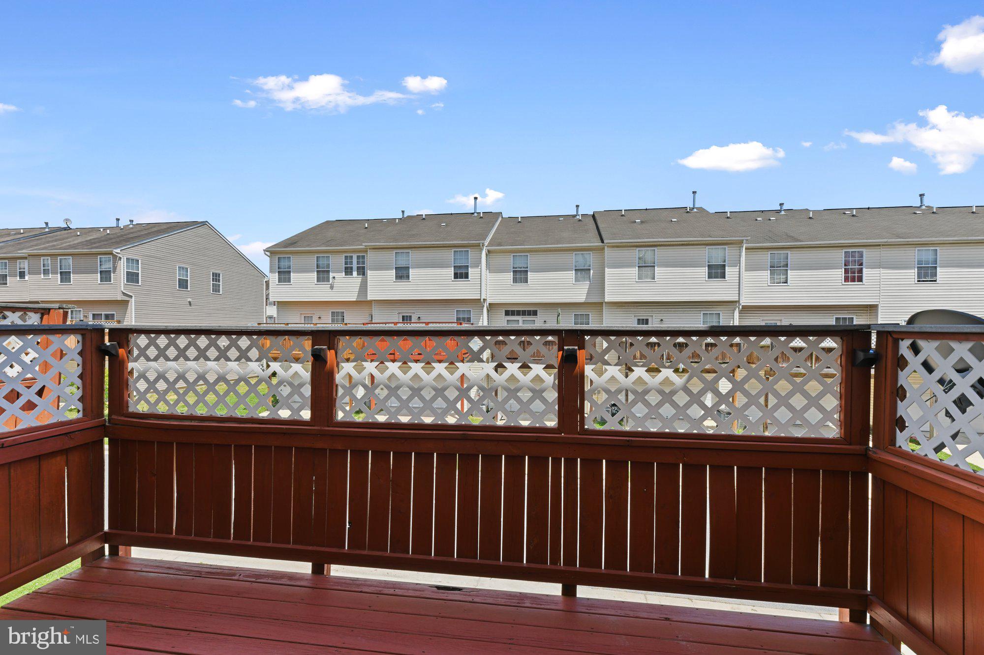 827 Middle River Road Baltimore, MD 21220 - Photo 23 of 29 Deck