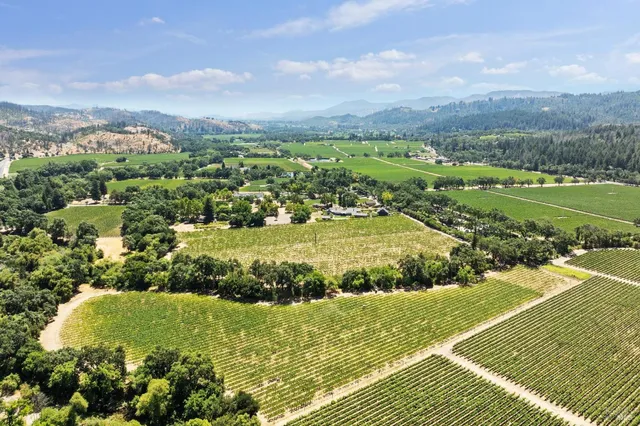 $7,900,000 | 1090 Bale Lane, Calistoga, CA 94515