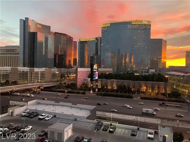 $4,250 | 4575 Dean Martin Drive, Unit 1100, Las Vegas, NV 89103