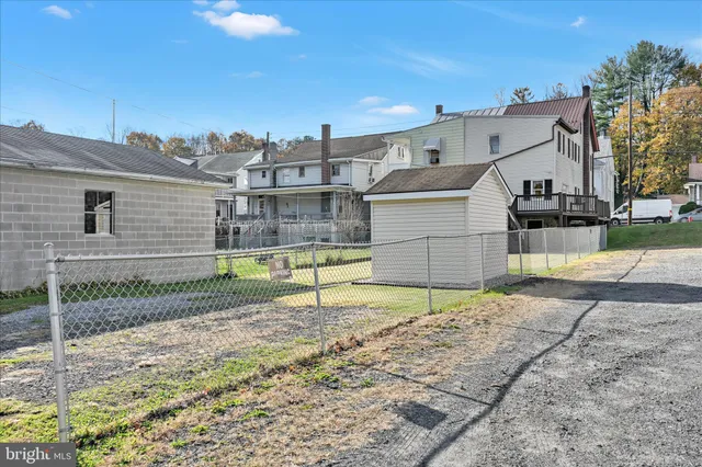 $139,900 | 283 South Tulpehocken Street, Pine Grove, PA 17963