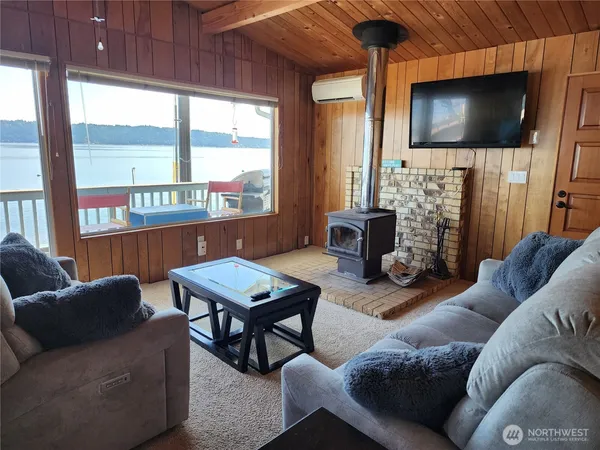 $2,300 | 3202 Shoreline Drive, Camano Island, WA 98282