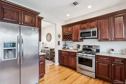 $745,000 | 4 Clinton Avenue, Bellport, NY 11713