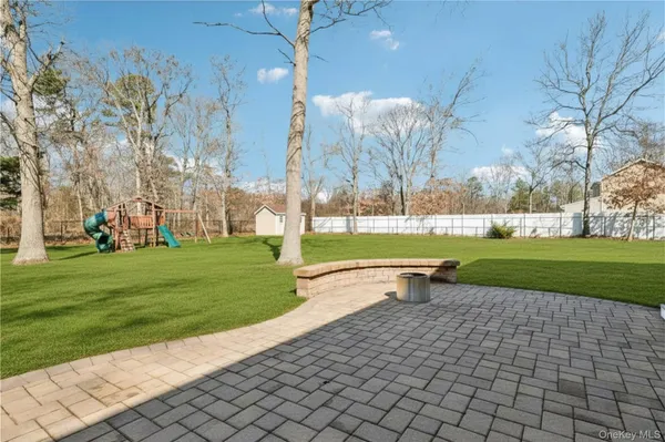 $745,000 | 4 Clinton Avenue, Bellport, NY 11713