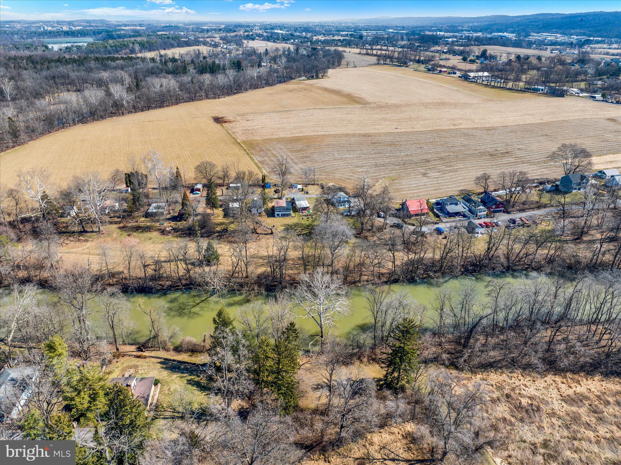 1086 Heffner Lane Reading, PA 19605 - Photo 41 of 44 an aerial view of residential building and lake