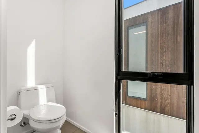 $799,999 | 1008 Yale Street, Sacramento, CA 95818