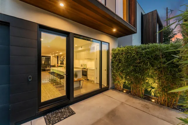 $799,999 | 1008 Yale Street, Sacramento, CA 95818