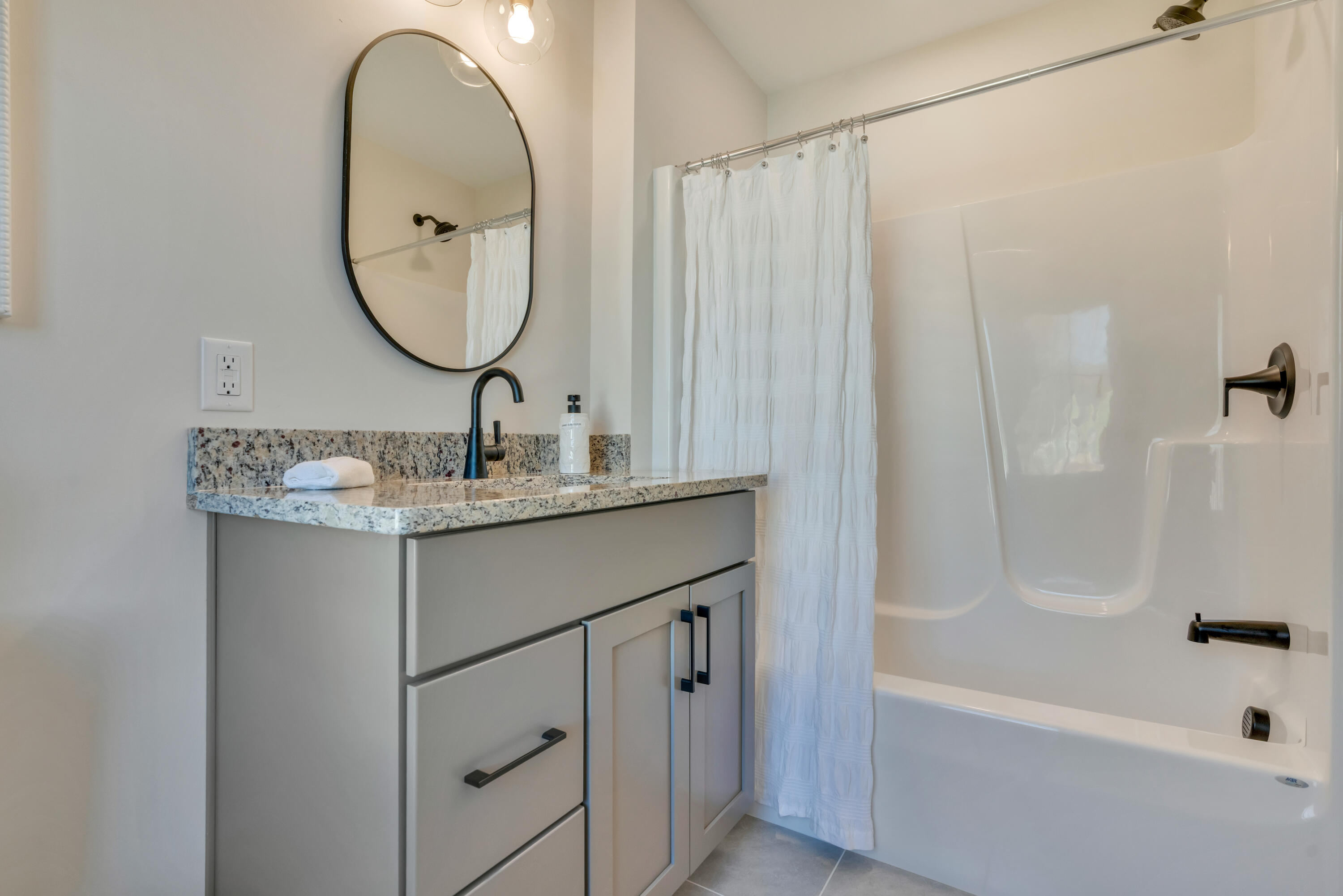40 Cascade Circle, Unit 33 Kennebunk, ME 04043 - Photo 23 of 25 _DSC7872
