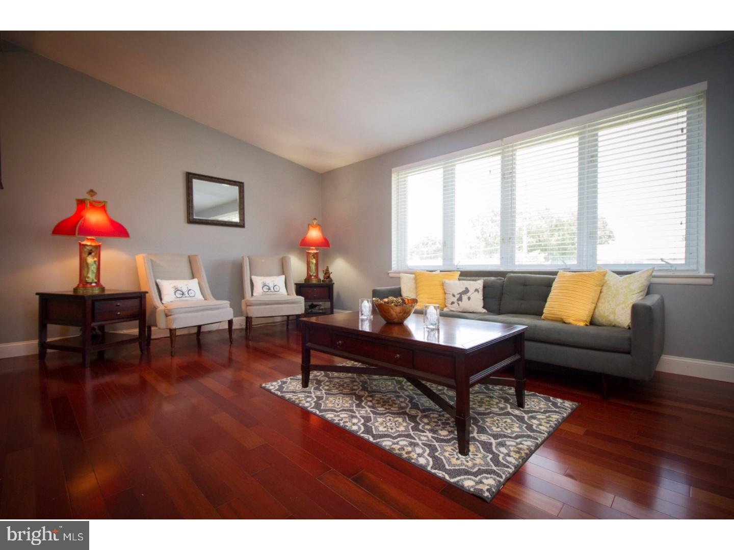 1107 Chesworth Road Philadelphia, PA 19115 - Photo 3 of 25