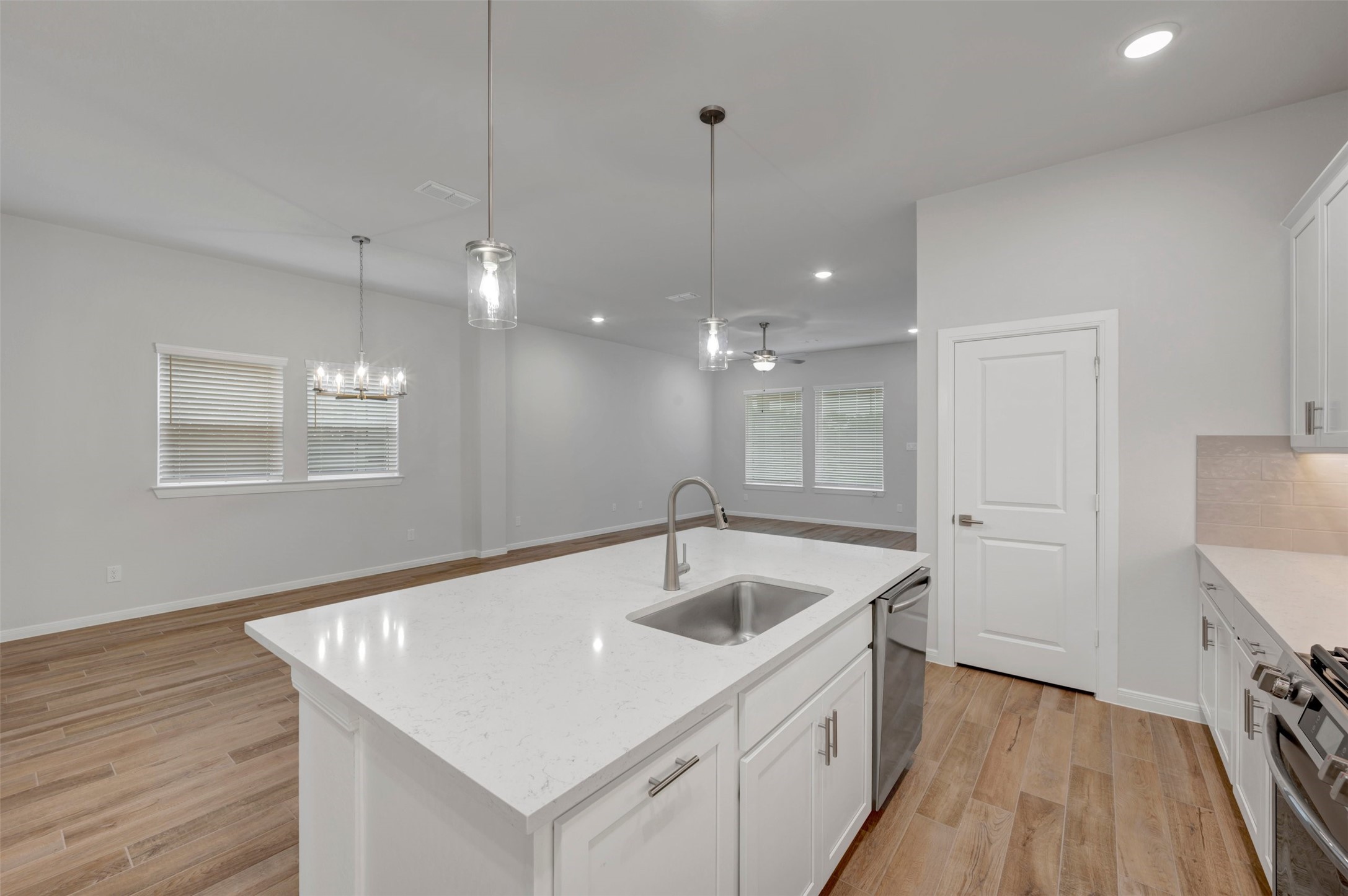 4611 Compass Avenue Richmond, TX 77469 - Photo 24 of 46