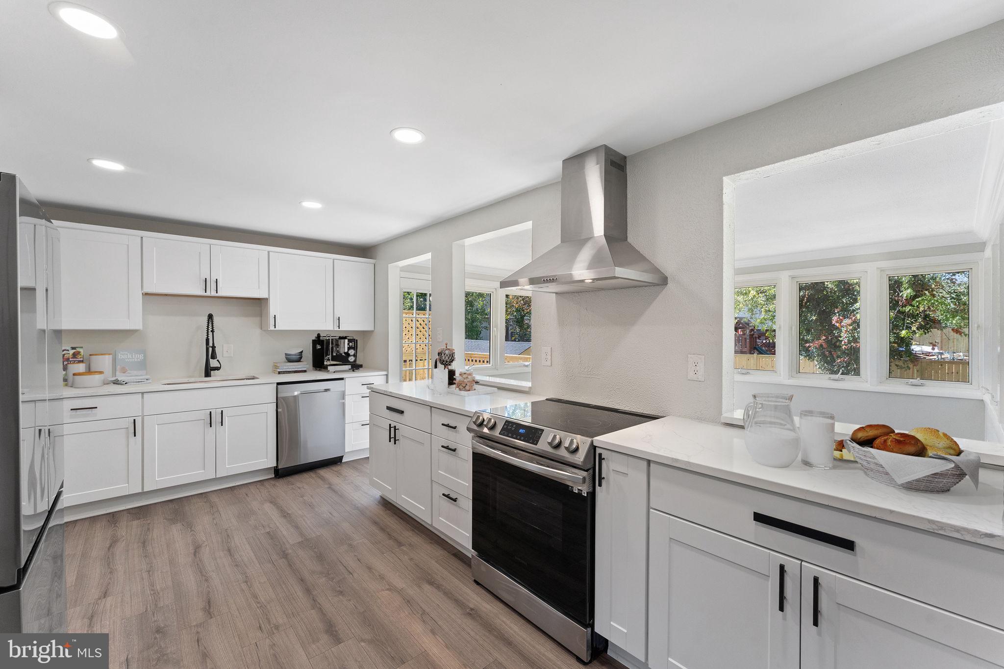 119 North Johnson Road Sterling, VA 20164 - Photo 8 of 41