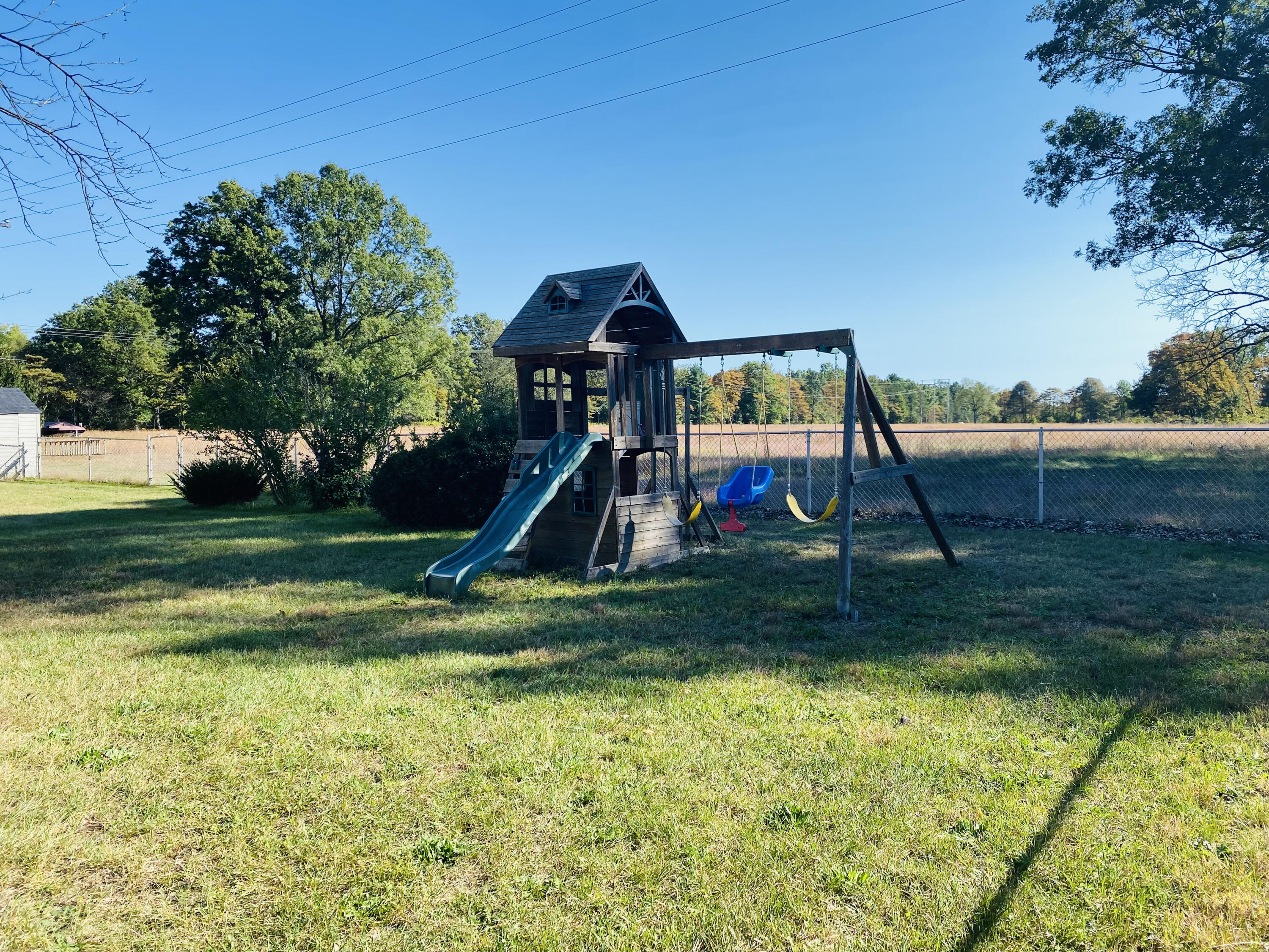 339 East Riley-Thompson Road Muskegon, MI 49445 - Photo 6 of 28 IMG_4504