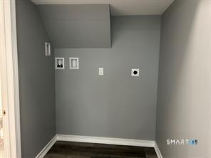 22 Hawthorne Street Norwich, CT 06360 - Photo 6 of 8