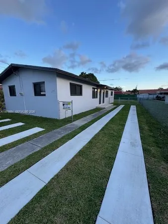 $2,850 | Coral Terrace, Miami, FL 33155