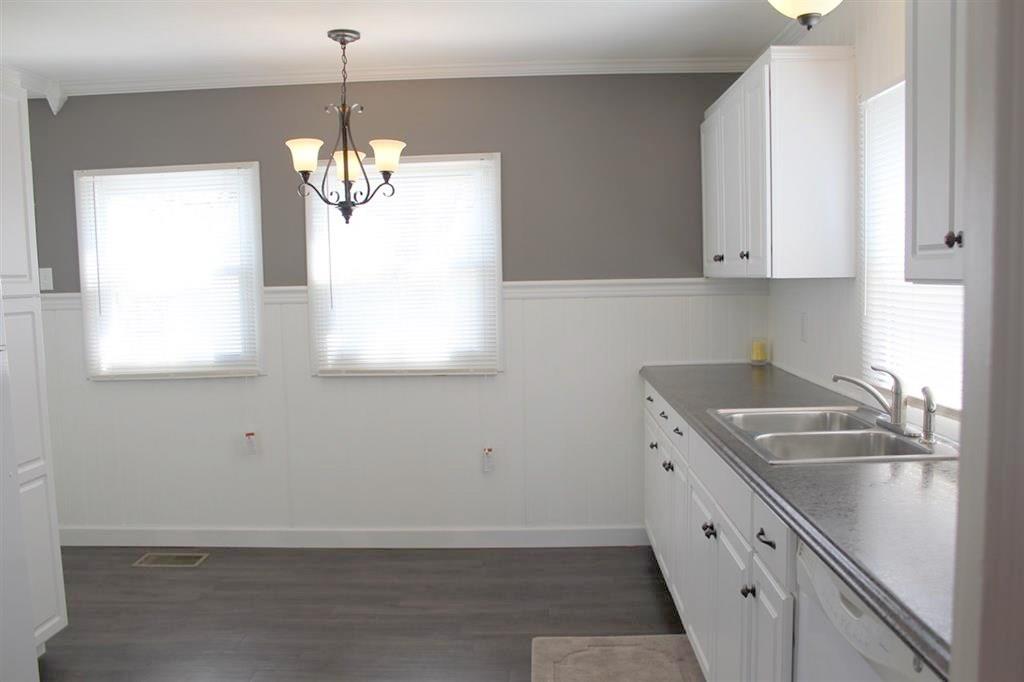 1004 North Alden Road Muncie, IN 47304 - Photo 5 of 20