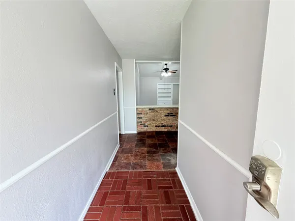 $2,660 | 20729 Canterbury Lane, Porter, TX 77365