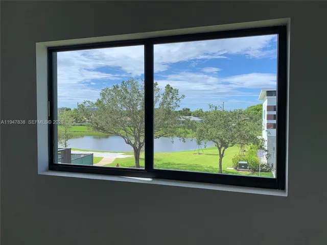 $3,550 | 4416 Northwest 9th Street, Unit 4416, Plantation, FL 33317