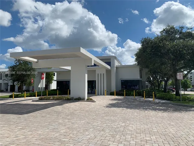 $3,550 | 4416 Northwest 9th Street, Unit 4416, Plantation, FL 33317