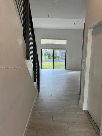 $3,550 | 4416 Northwest 9th Street, Unit 4416, Plantation, FL 33317