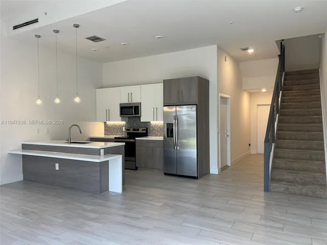 $3,550 | 4416 Northwest 9th Street, Unit 4416, Plantation, FL 33317