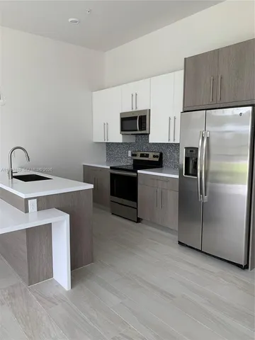 $3,550 | 4416 Northwest 9th Street, Unit 4416, Plantation, FL 33317