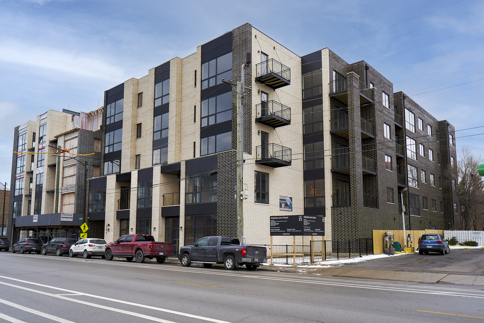 503 East Pershing Road, Unit 401 Chicago, IL 60653 - Photo 2 of 29 a view of a building and a street