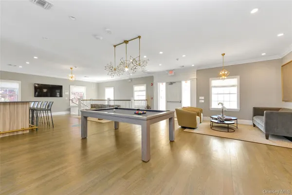 $10,800 | 601 Grist Mill Circle, Unit 601, Roslyn, NY 11576